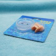 Imagen de Clip Nasal Natación Knex Sport Con Estuche Y Silicona Piel Clara