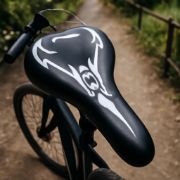 Imagen de Asiento Mtb Rhlm Poliuretano Negro / Blanco Urbano Negro 28x17.5cm