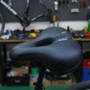 Imagen de Asiento Super Acolchonado C/reflectivo Negro 27 Cm 20 Cm