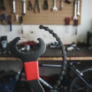 Imagen de Llave Para Reparación Bicicleta 3 En 1 C/cadena Negro