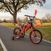 Imagen de Bicicleta Green Motobici 16  Para Niños Con Pie De Apoyo