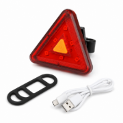 Imagen de Luz Trasera Led C/carga Usb Triangular Bainbow Negro