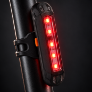Imagen de Luz Trasera Led C/carga Usb Negro